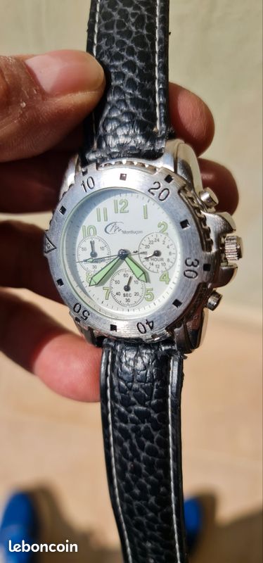 Bracelet montre quartz Montluçon chrono aiguilles fluo (image 5)