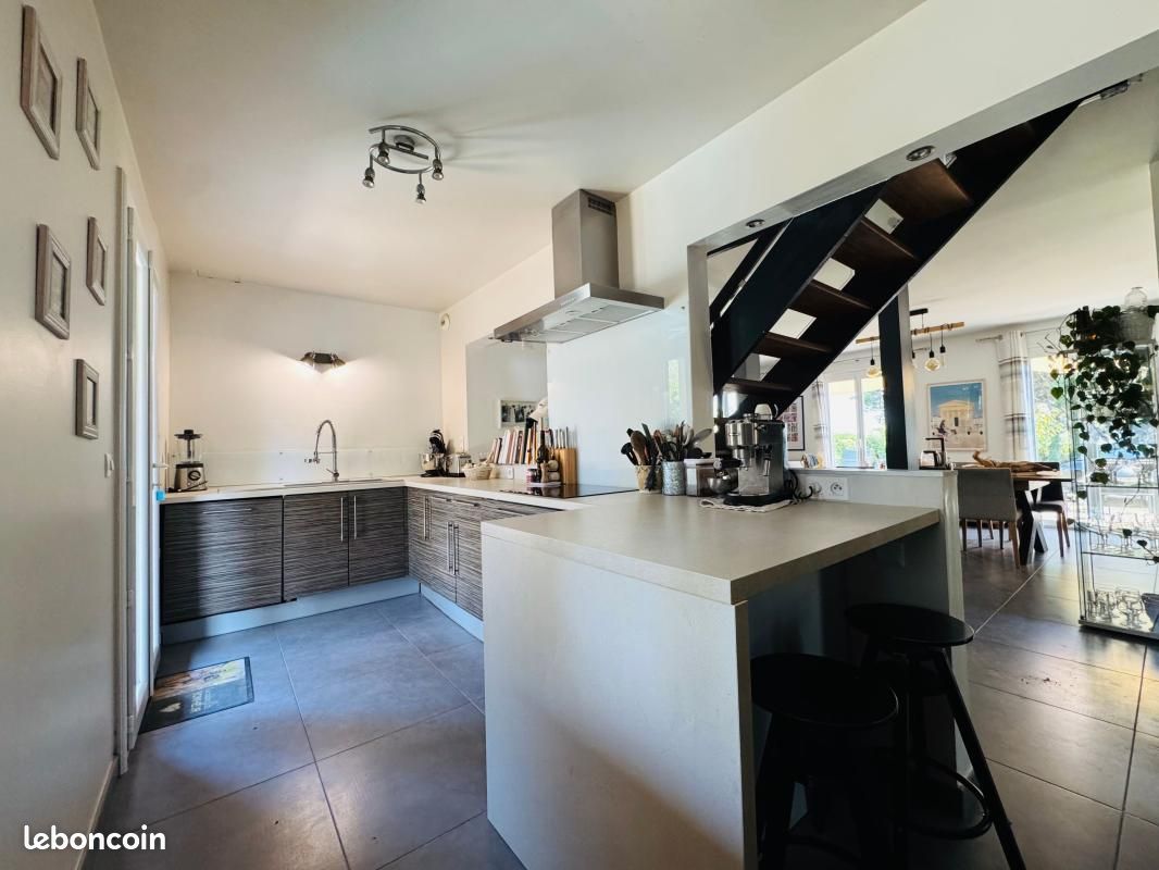 Maison 5 pièces 137 m² (image 9)