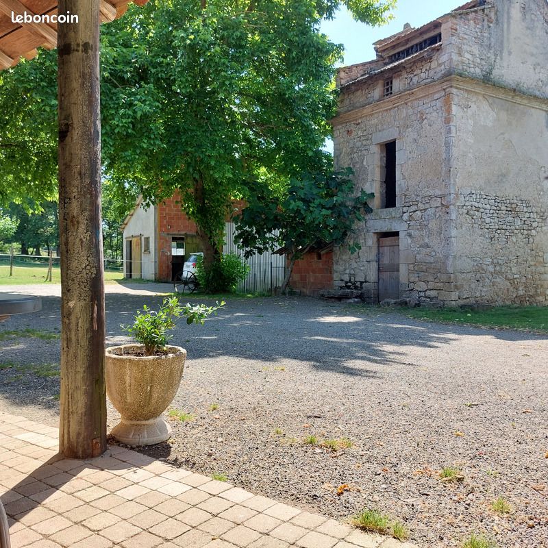Maison 6 pièces 151 m² · à Vaïssac · 151 m² · 335 000 €