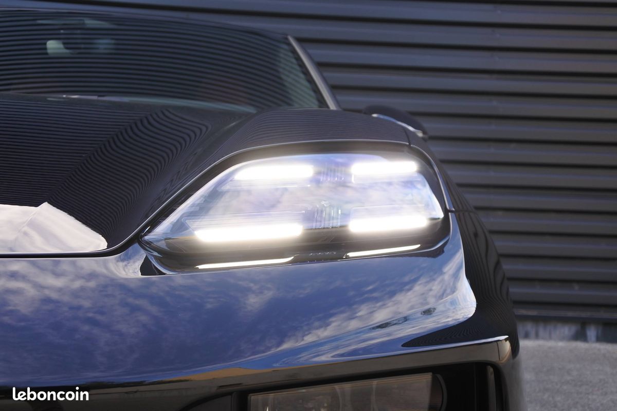 PORSCHE Macan Turbo 639 ch (image 13)