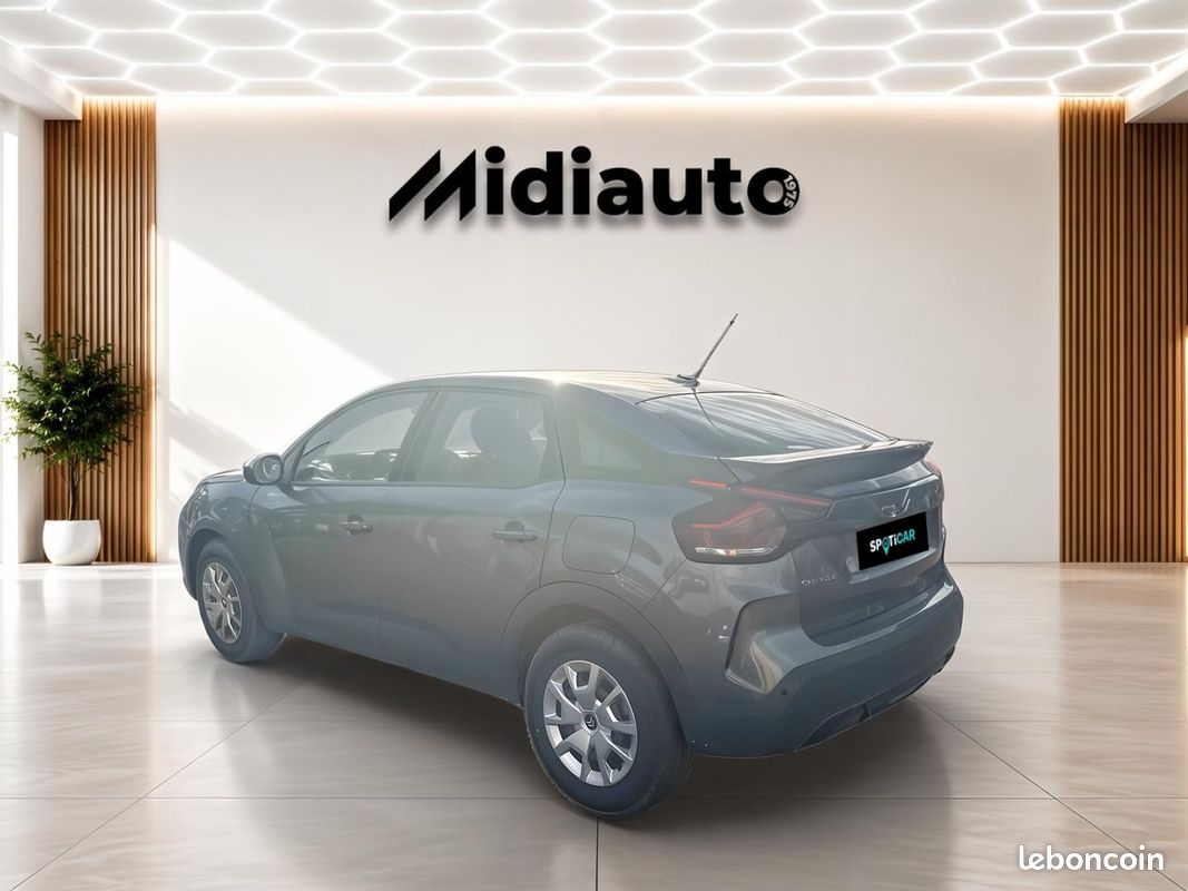 Citroen C4 PureTech 100 Live Pack Business (image 3)