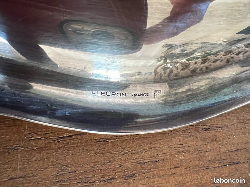 Grand Plat Ovale Christofle - Métal Argenté - Fleuron - #1652