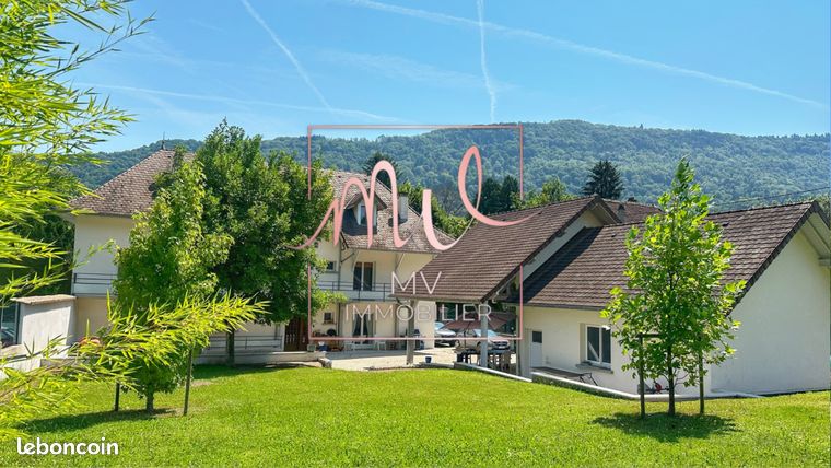 Villa 5 pièces 194 m²