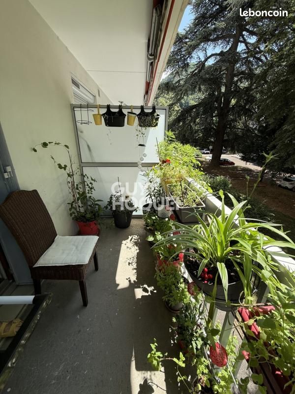 Appartement 3 pièces 62 m² · à Domène · 62 m² · 777 €