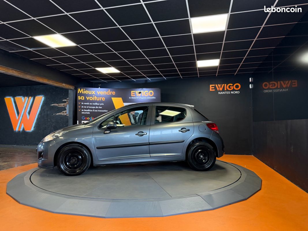 PEUGEOT 207 1.4 VTI 95 ACTIVE / CLIMATISATION / EMBRAYAGE NEUf (image 23)