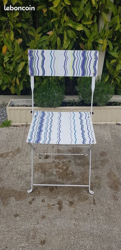 Chaise métal (image 1)