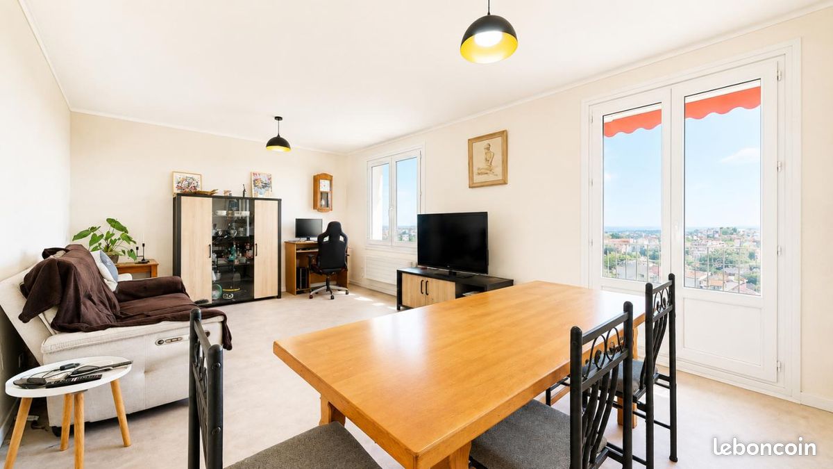 Appartement 3 pièces 71 m² · à Villefranche-sur-Saône · 71 m² · 164 000 €