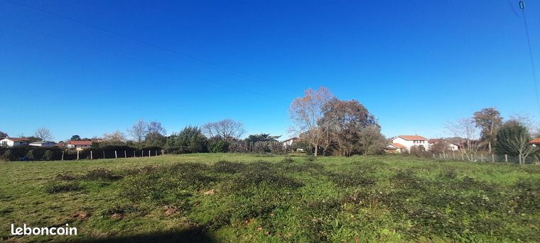 Terrain 4 452 m² Ustaritz