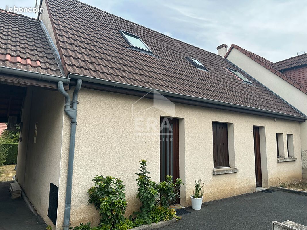 Immeuble 5 pièces 91 m² · à Châteauroux · 91 m² · 205 485 €