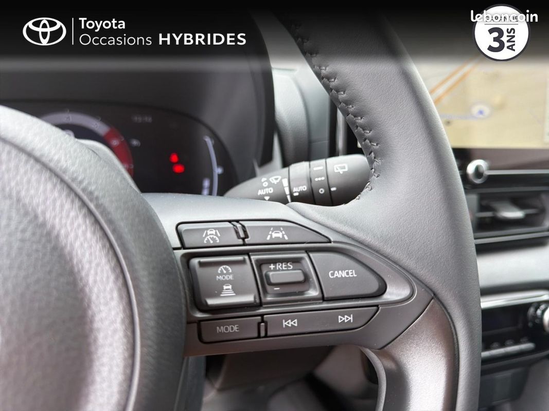 Toyota Yaris 116h Design 5p MY26 (image 13)