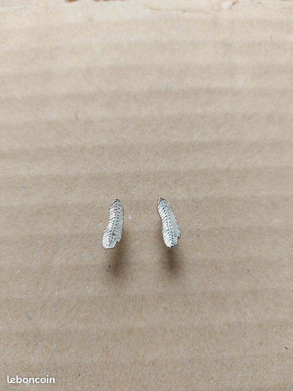 Lot de boucles d'oreilles (image 5)