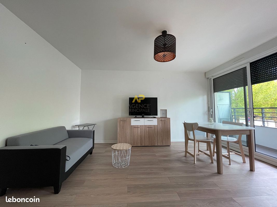Appartement 2 pièces 42 m² · à Cormeilles-en-Parisis · 42 m² · 1 096 €/mois