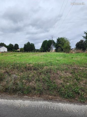 Terrain 1 450 m² La Chapelle Gonaguet
