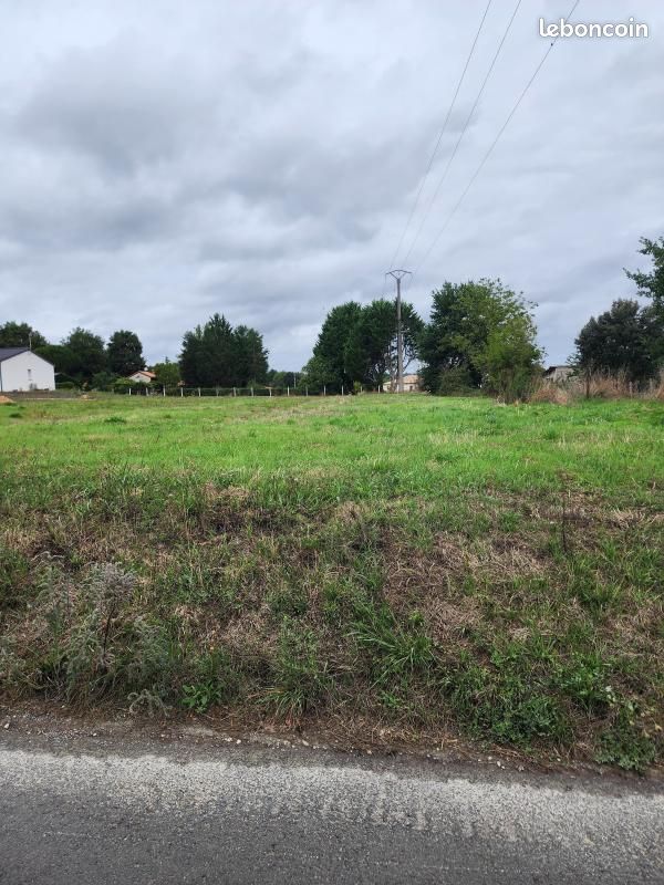 Terrain 1 450 m² La Chapelle Gonaguet · à La Chapelle-Gonaguet · 40 000 €