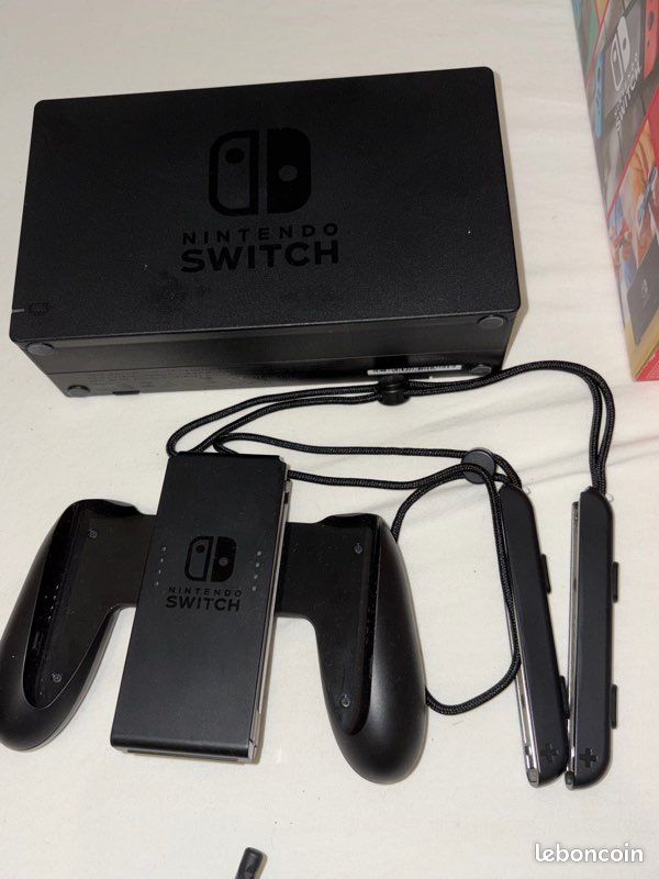 Nintendo switch 32GB (image 4)