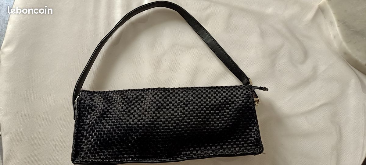 Petit sac vintage Nina Ricci noir neuf (image 2)