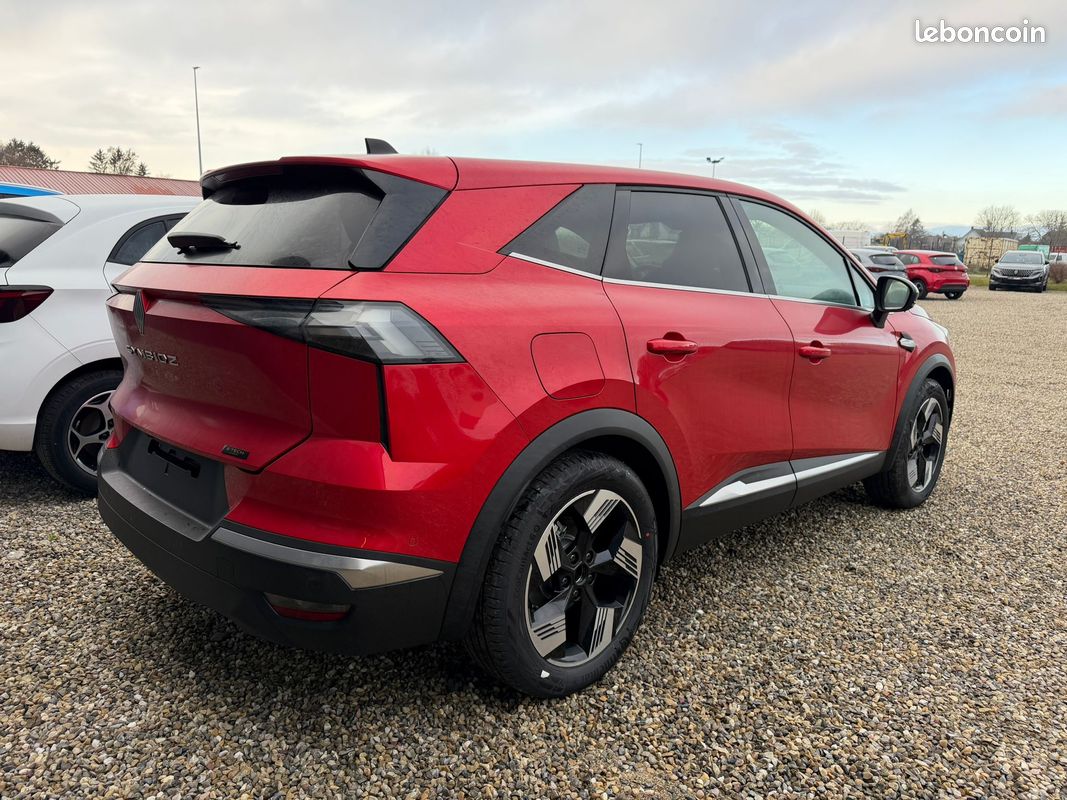 Renault Symbioz Techno 1.8 E-Tech 160 2026 neuf 0km (image 2)