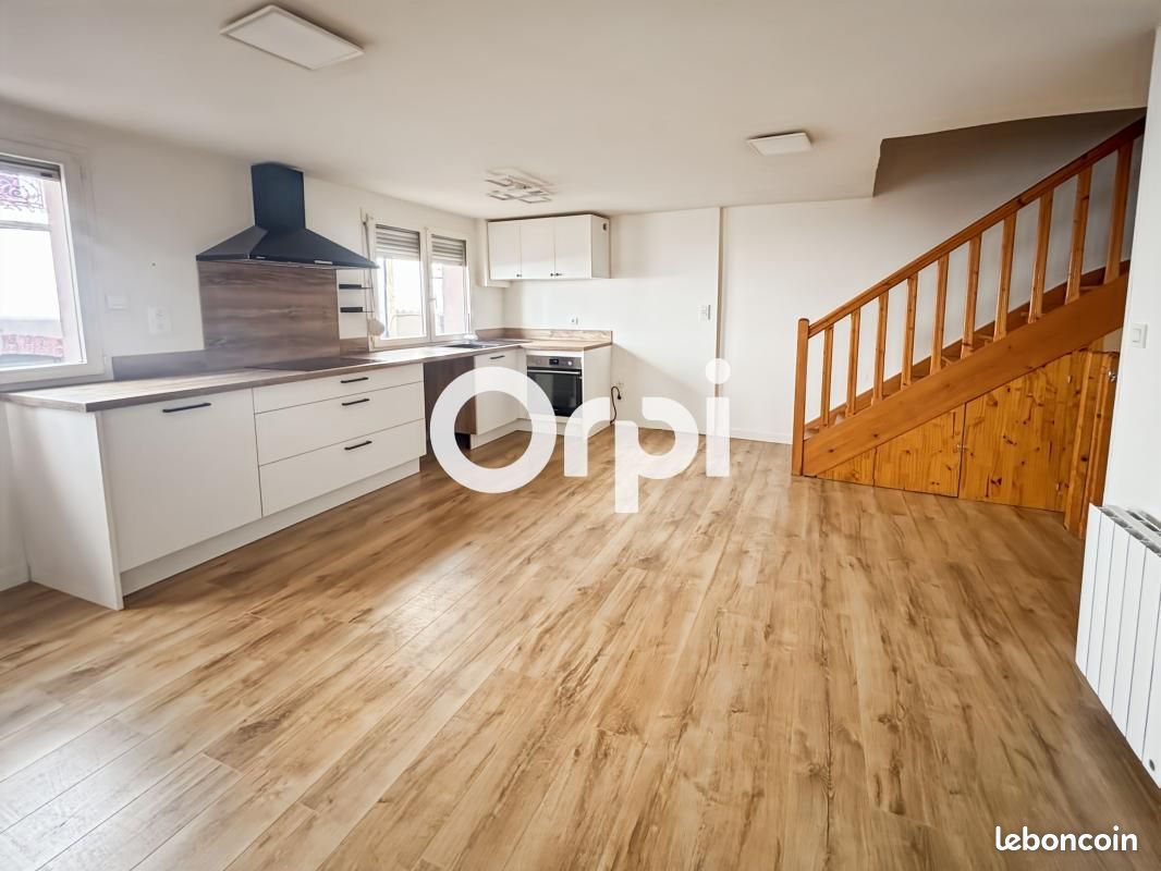 Appartement 4 pièces 95 m² · à Saint-Symphorien-sur-Coise · 95 m² · 730 €/mois