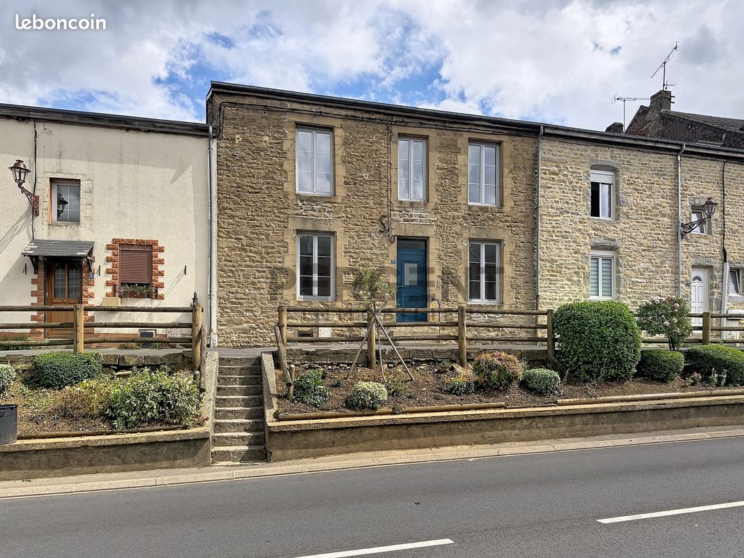 Maison 5 pièces 177 m² · à Renwez · 177 m² · 239 000 €