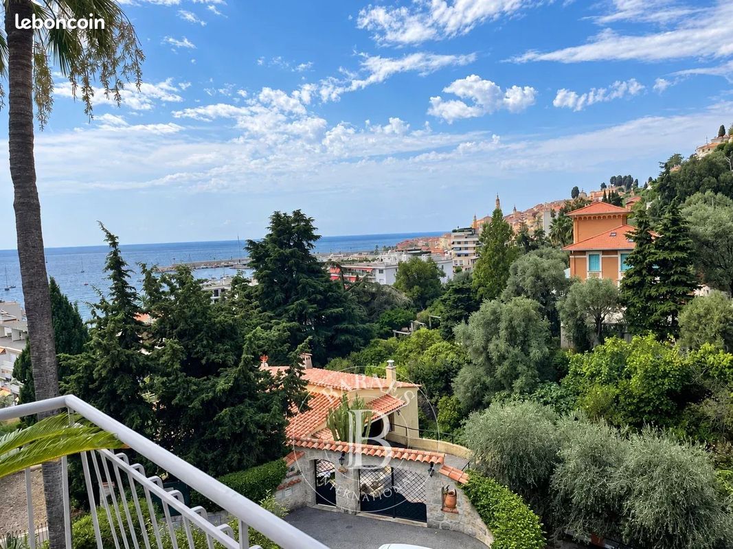 Terrain 380 m² · à Menton · 380 m² · 700 000 €
