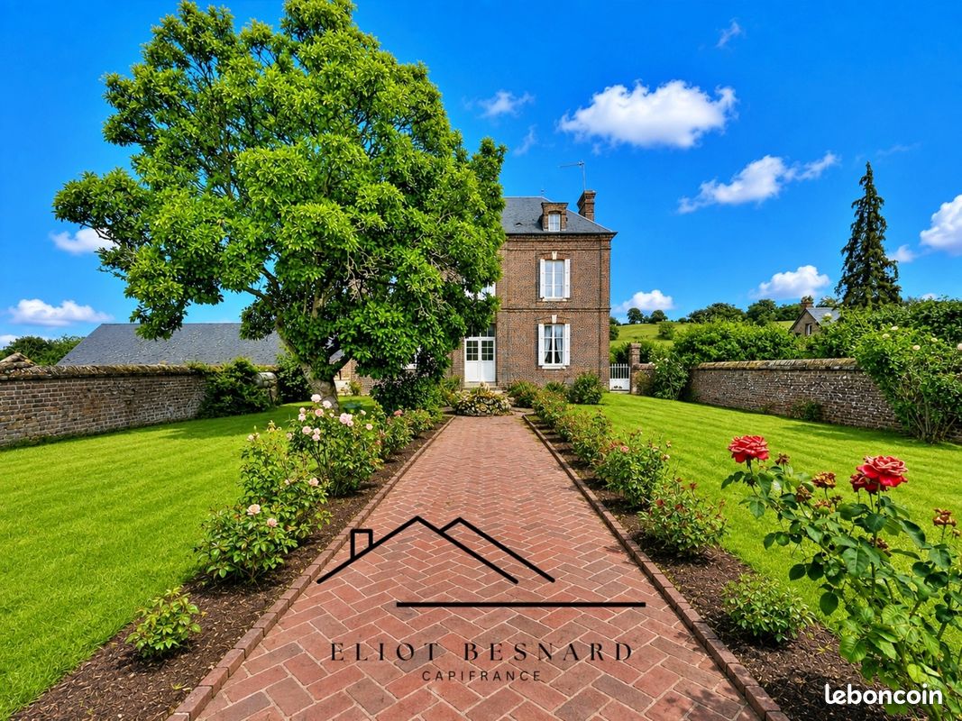 Maison 4 pièces 95 m² · à Lisieux · 95 m² · 295 000 €