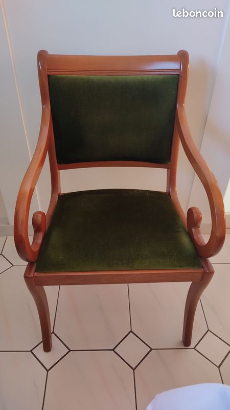Fauteuil en velours (image 2)