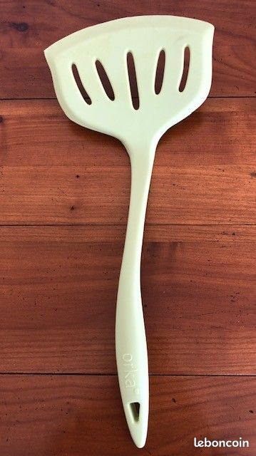 2 spatules de Cuisine neuves en Silicone vert -marque Orka - Antiadhésif - Résistant à la Chaleur (image 3)