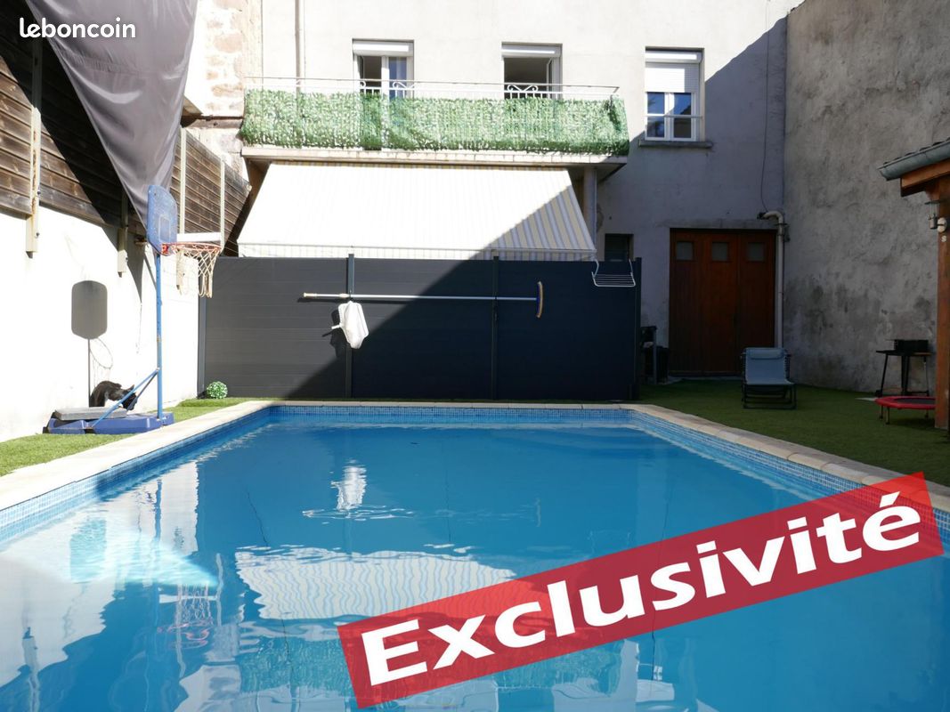 Appartement 5 pièces 95 m² · à Sainte-Sigolène · 95 m² · 140 000 €