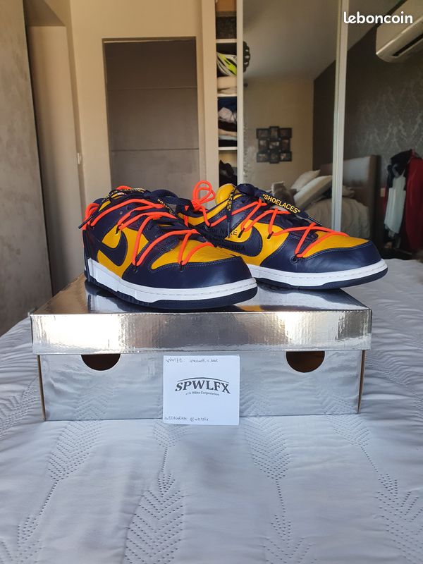 Nike x Off White Dunk Low SB Michigan Yellow Navy Blue (image 2)