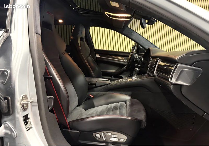Porsche Panamera Gts (image 8)