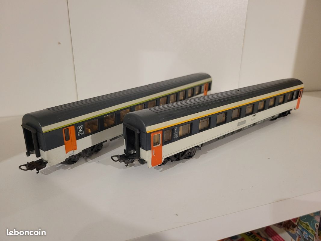 Wagon Voyageurs Lima Corail N°1230/25 - Train Miniature échelle HO - Occasion Très Bon état