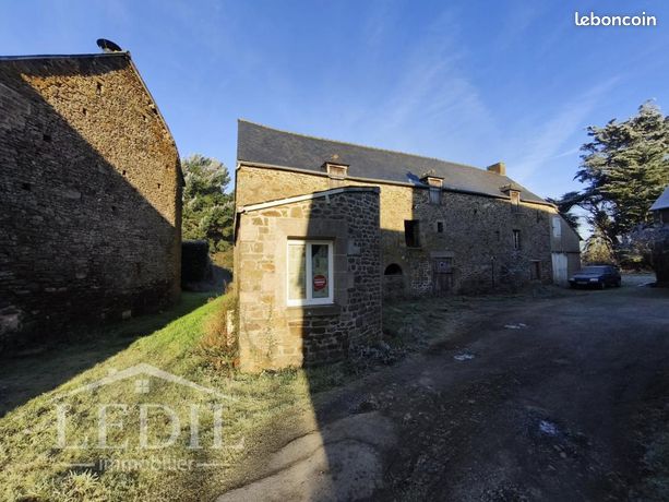 Longère 1 pièce 150 m²
