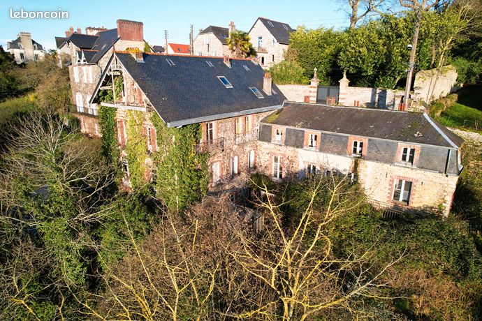 Propriété 7 pièces 257 m²