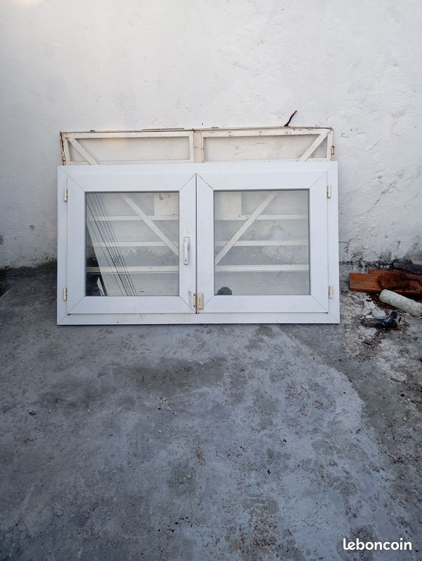 A vendre fenetre plus grille (image 1)