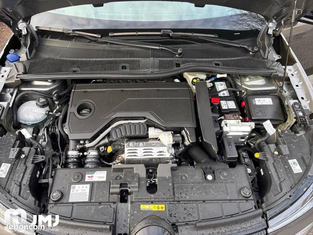 Citroën C4 Hybride 145 e-DCS6 Collection (image 12)