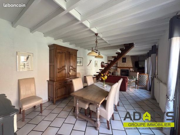 Longère 6 pièces 137 m²