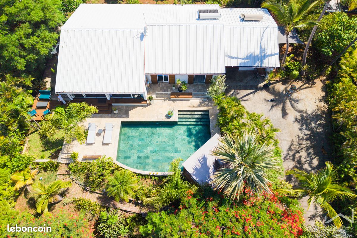 Maison 5 pièces 143 m² · à Saint-Paul · 143 m² · 995 000 €