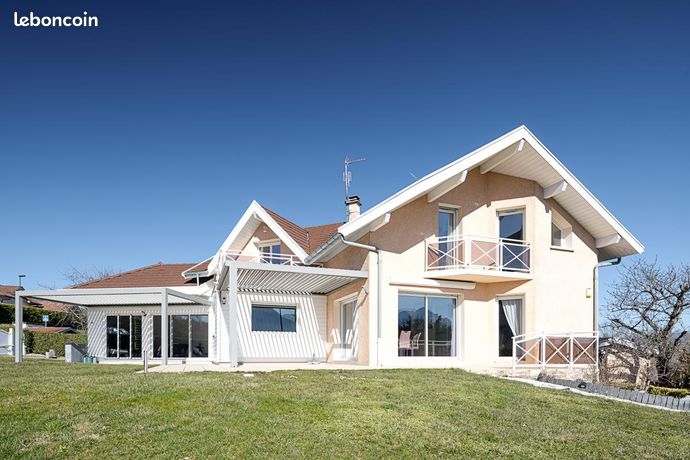 Maison 5 pièces 200 m²
