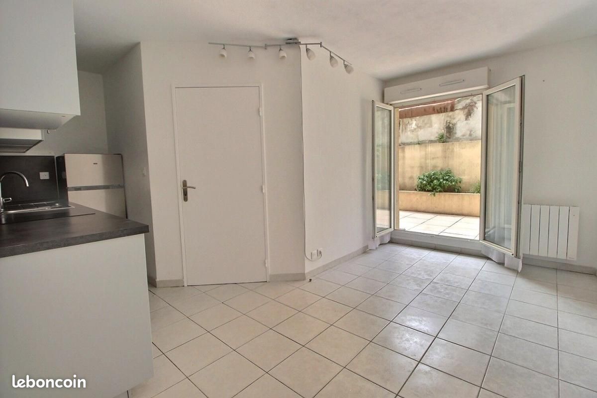 Appartement 2 pièces 28 m² · à Marseille · 28 m² · 690 €/mois