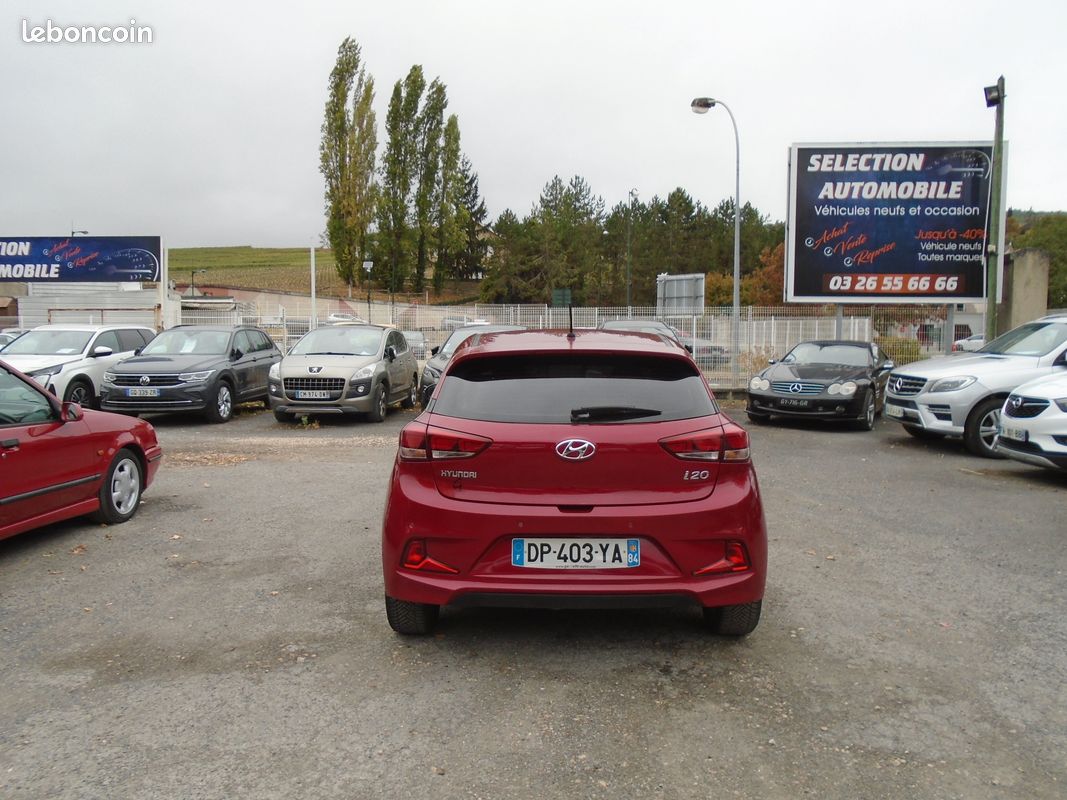 Hyundai i20 coupe 1.2 84 intuitive (image 4)