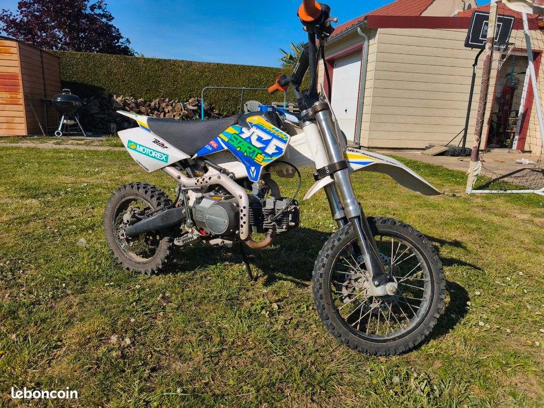 YCF 125 semi-automatique (image 1)