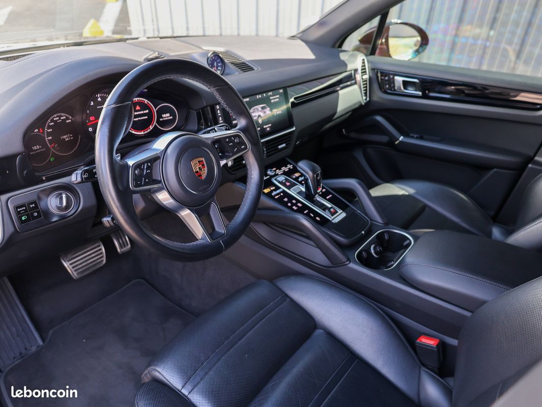 PORSCHE Cayenne 3.0 V6 440 ch Tiptronic BVA S (image 7)