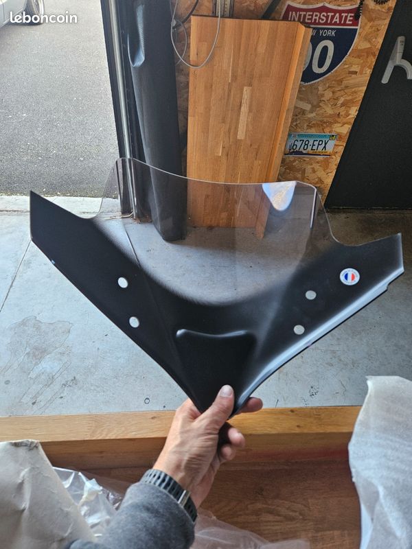Bulle haute protection piaggio MP3 (image 1)