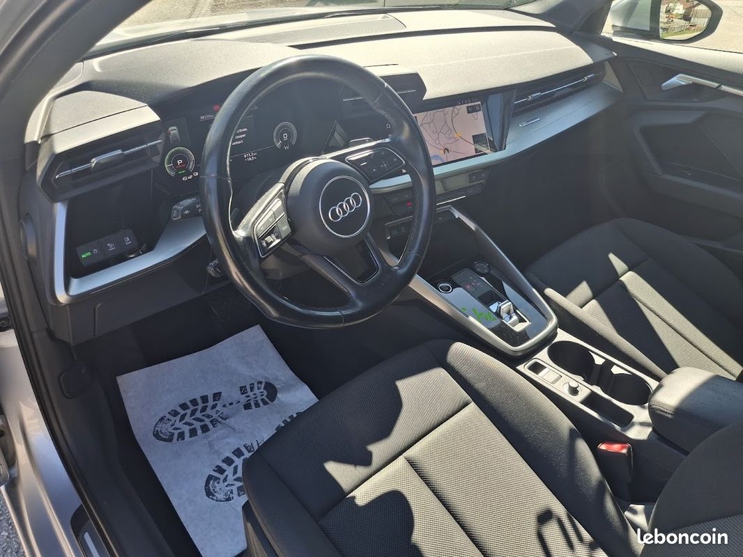 Audi A3 SPORTBACK 40 TFSI E 204CH DESIGN S TRONIC 6 (image 13)