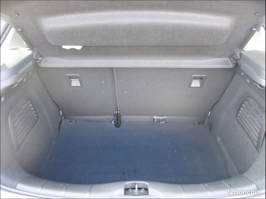 Citroën C3 (2) PureTech 82 BVM Attraction (image 7)