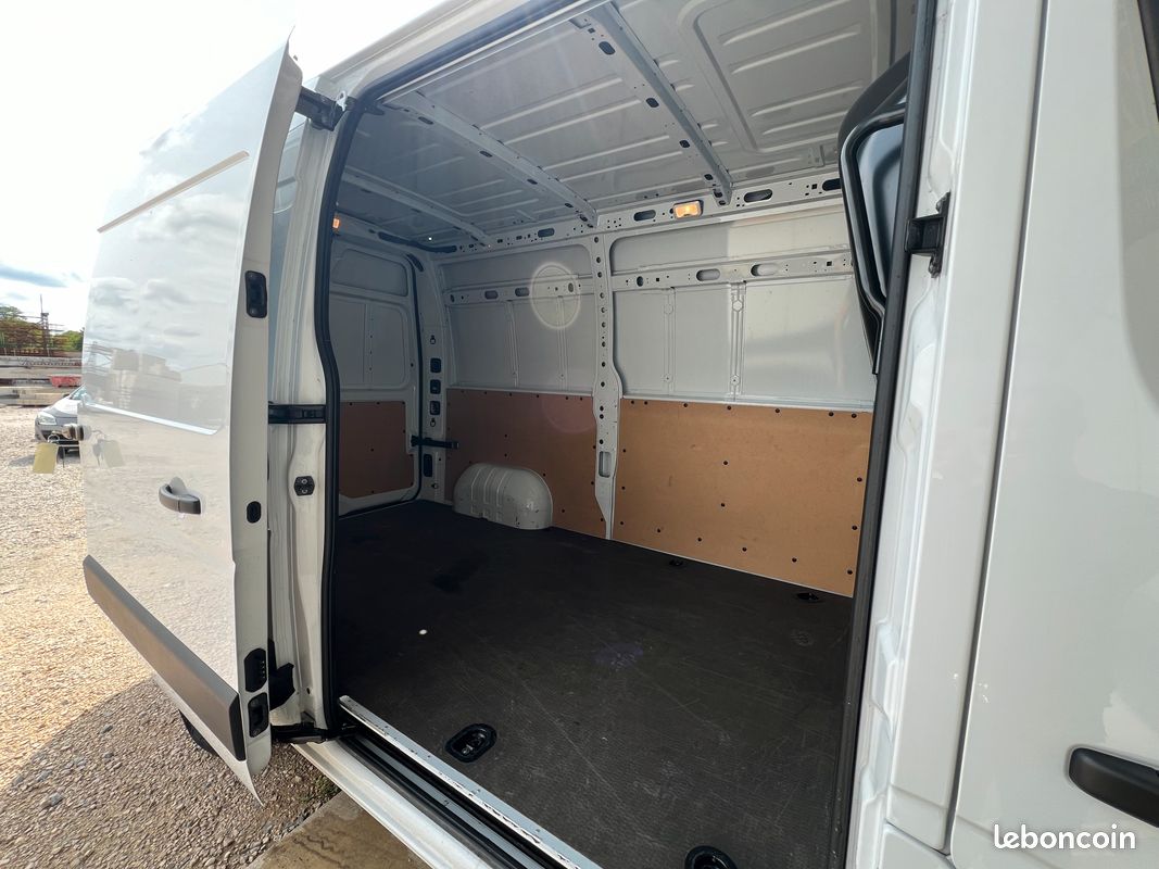Opel MOVANO 2.3 DCI 135 CH BITURBO F3300 L2H2 3.5T 3 PLACES/ CAMERA DE RECUL/CARPLAY/ LED/ GPS/ CLIM/REPRISE POSSIBLE/FINANCEMENT POSSIBLE (image 9)