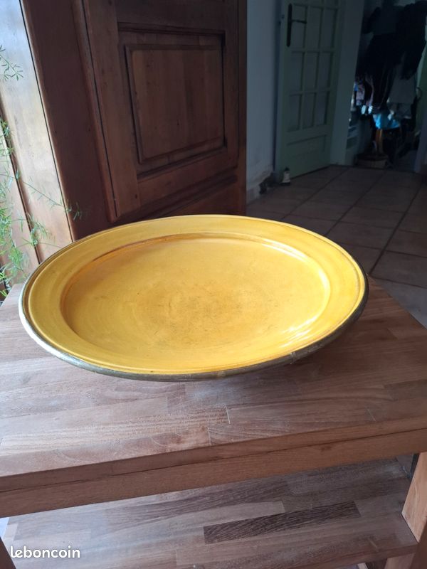 Plat vernisse terre cuite et laiton (image 1)