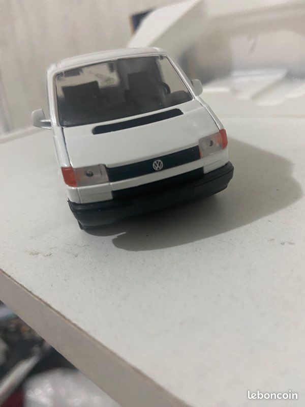 Schabak n° 1042 VW Transporter syncro pompiers NOTRUF 112 1/43 neuf en