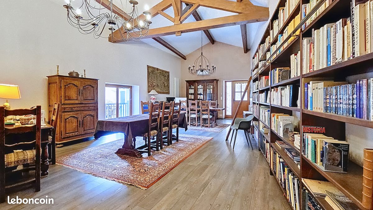 Maison 12 pièces 513 m² · à Saint-Antonin-Noble-Val · 513 m² · 349 000 €
