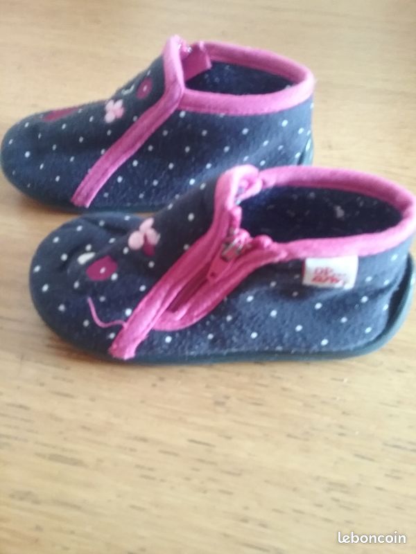 Chaussons fille taille 21 (image 2)